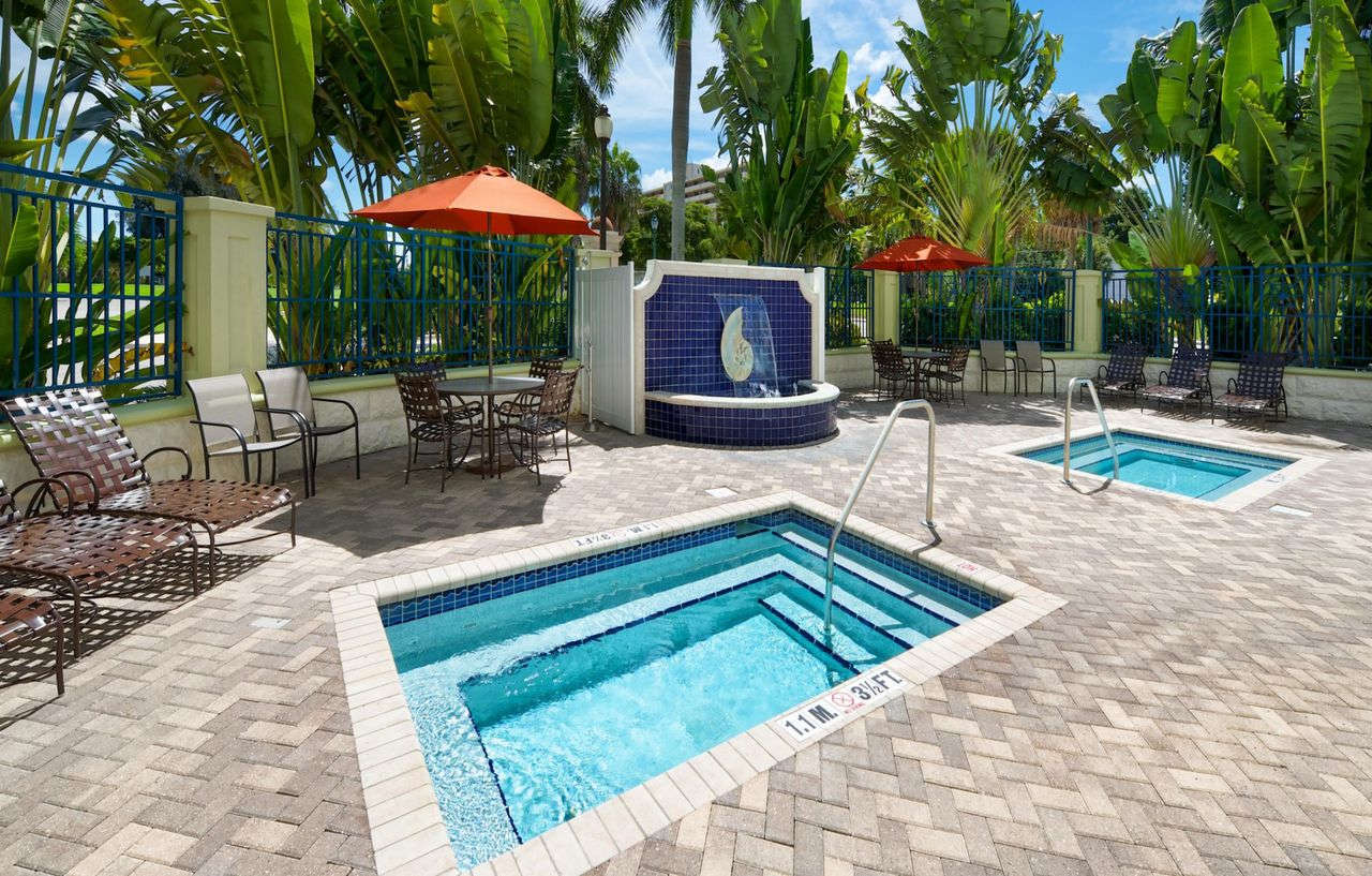 Voco Sarasota By Ihg Hotell Exteriör bild